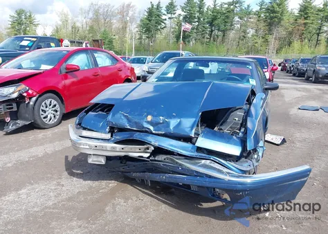 1988 Buick Reatta из США, поврежденный, VIN 1G4EC11C4JB903281